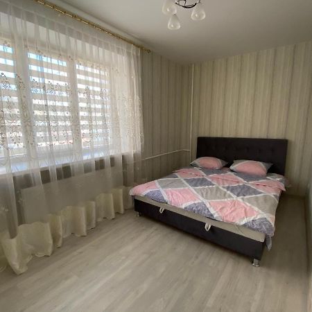 Cosy flat in the city centre Chernihiv Bagian luar foto