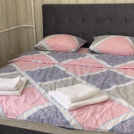 Cosy flat in the city centre Chernihiv Bagian luar foto