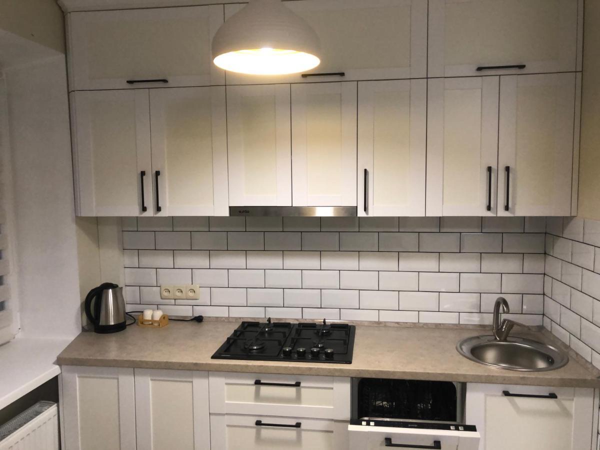 Cosy flat in the city centre Chernihiv Bagian luar foto